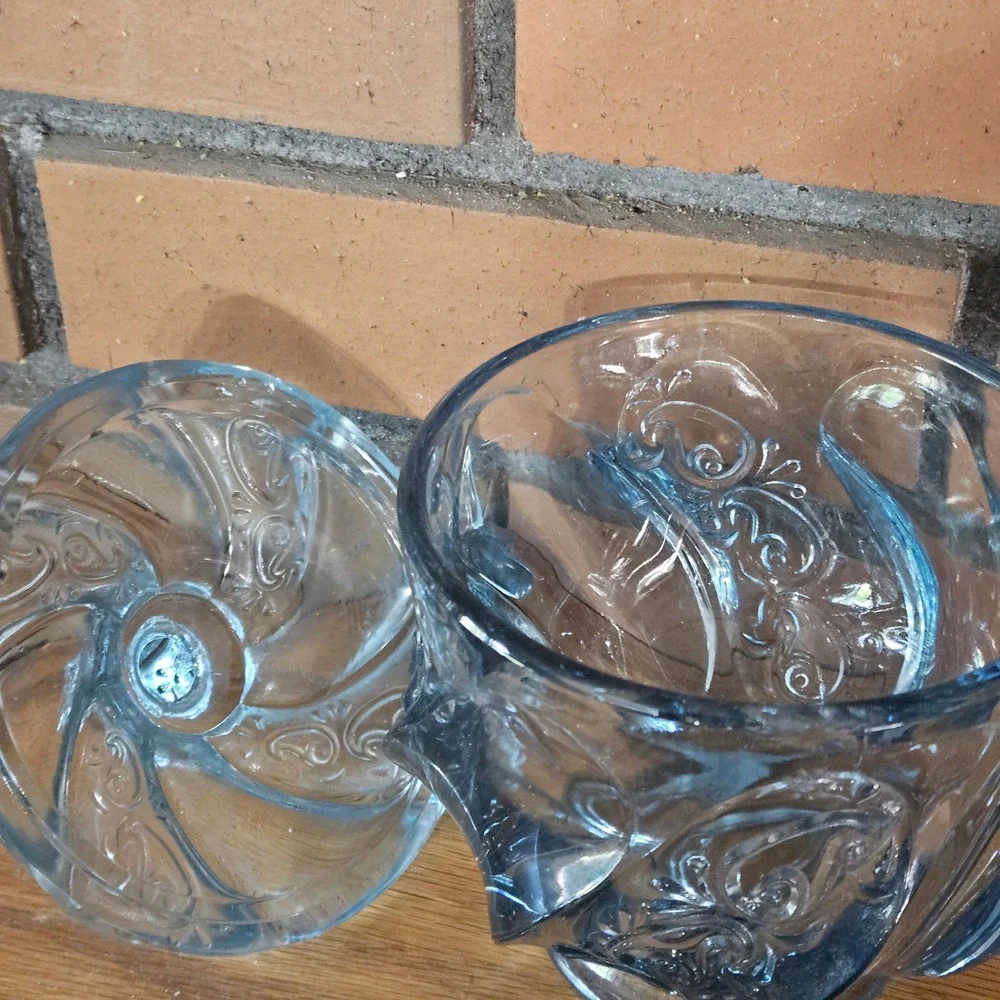 Fenton blue paisley